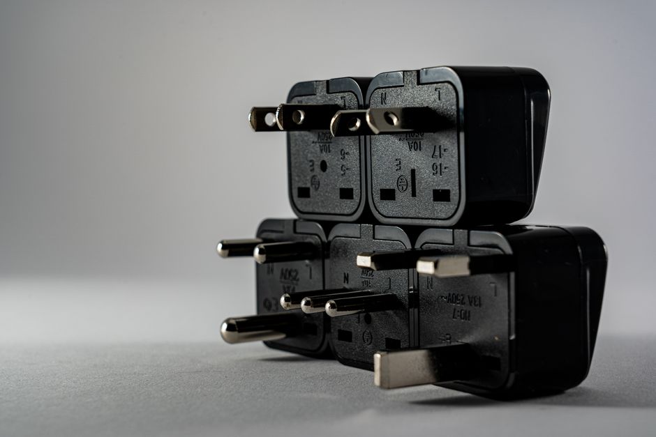 Univerzális utazóadapter